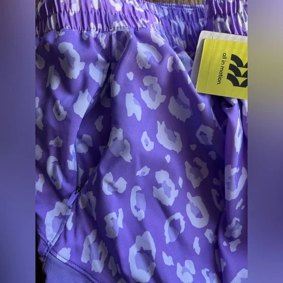 All In Motion Mid Rise Run Shorts with Pockets Lined Purple L  Activewear - Picture 3 of 6